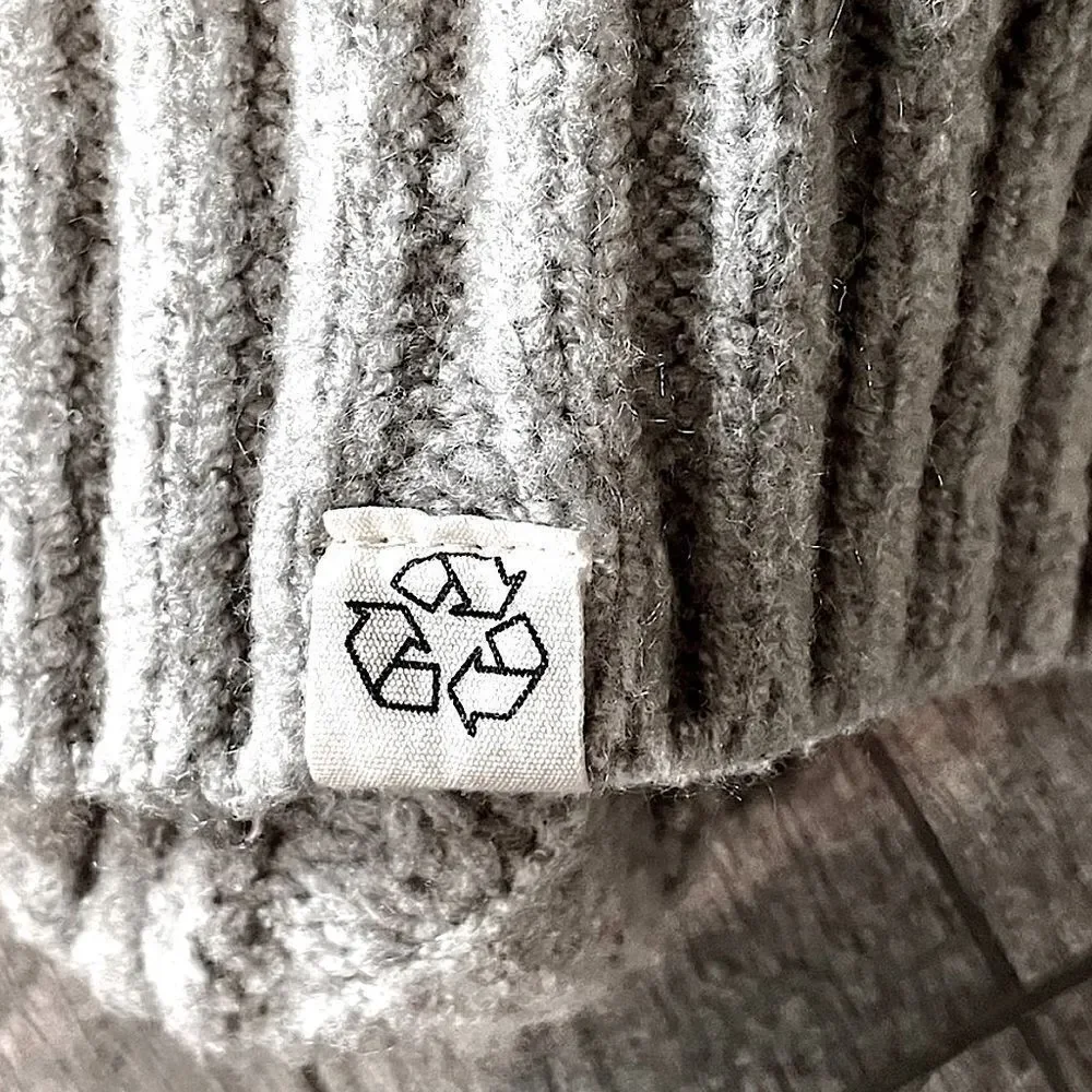 David & Young Gray Knit Hat. One Size.